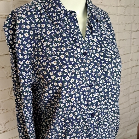 TOPSHOP Floral Button down Shirt - Picture 2 of 9